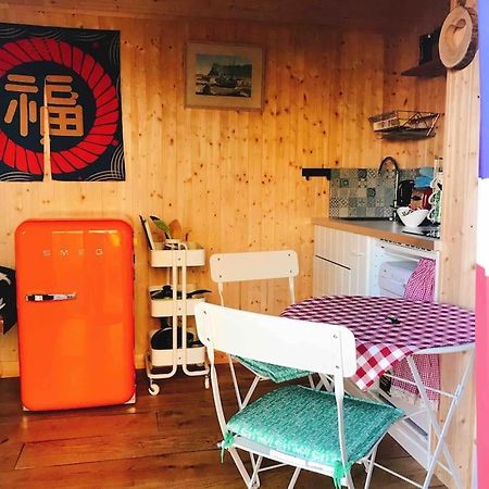 Cosy Private Cabin With Parking In Good Location Oxford Exterior photo